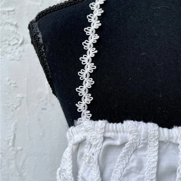 Zara crochet Crop Tank - size medium - Picture 2 of 7